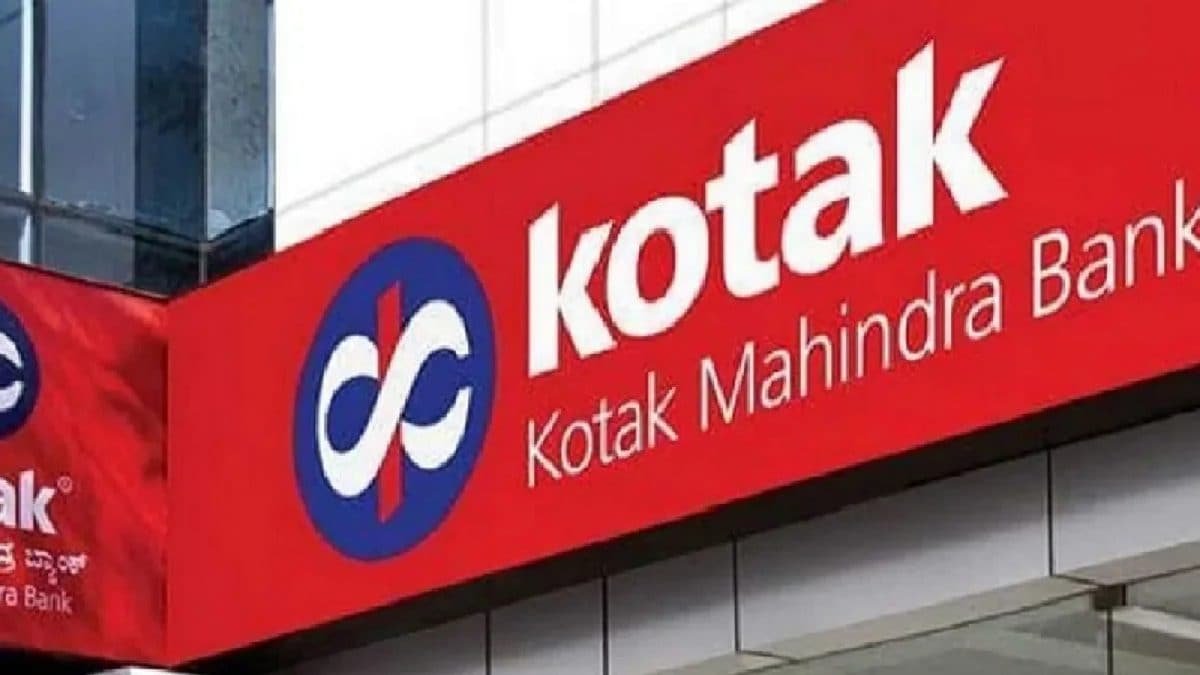 RBI Lifts Restrictions On Kotak Mahindra Bank, Allows Onboarding Of Customers Online