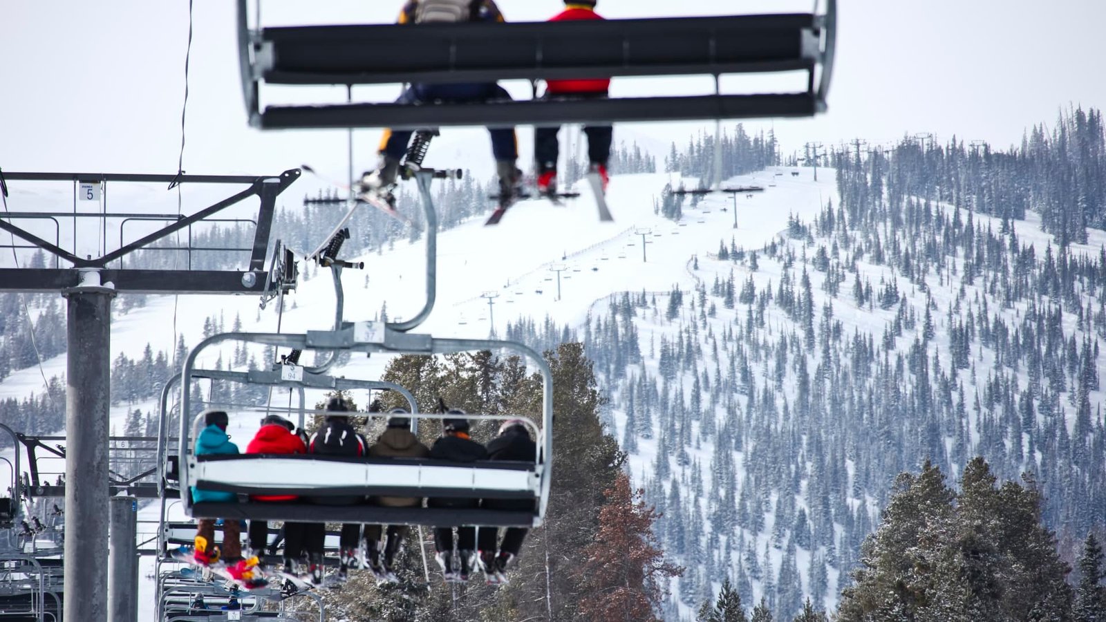 Stocks making the biggest moves midday: Oracle, Vail Resorts, GE Vernova, Brinks, Ciena & more