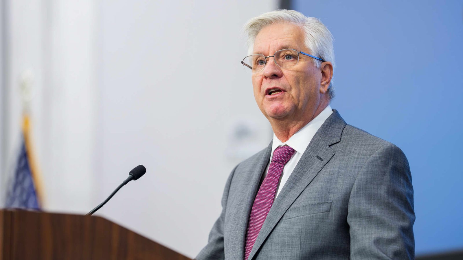 Fed Gov. Waller urges caution for now; cuts possible later in the year