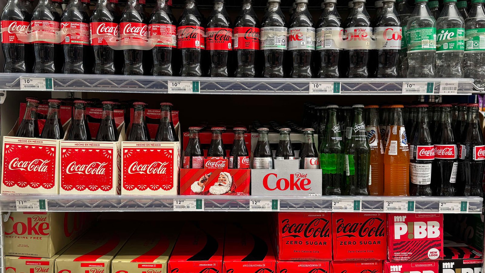 These are Barclays’ top defensive stocks that also pay solid dividends