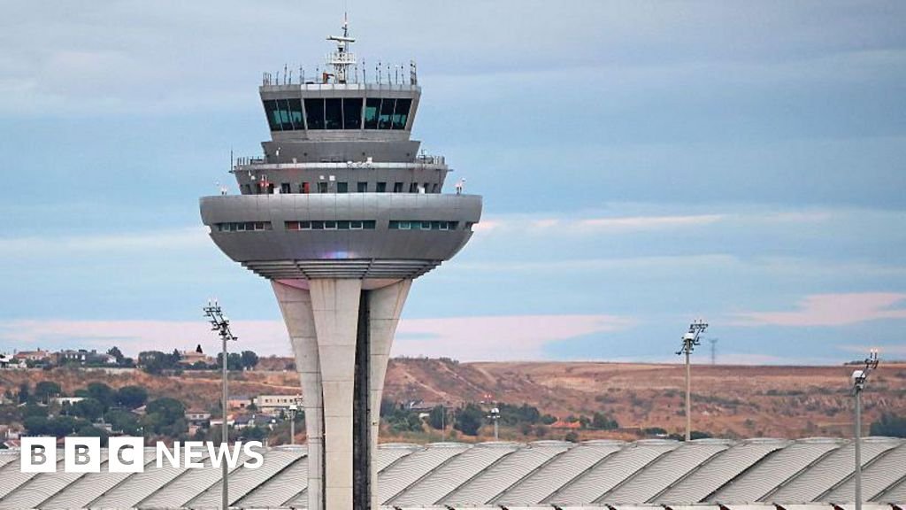 Spain closes airspace to US aircraft involved in Iran war