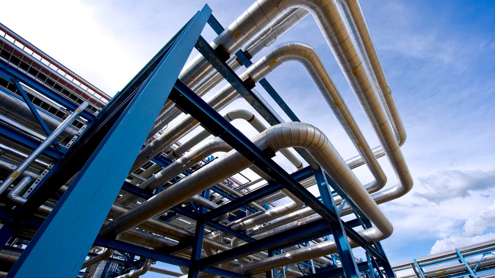 Oil prices will likely stay higher for longer. An options trade on this energy stock set to benefit