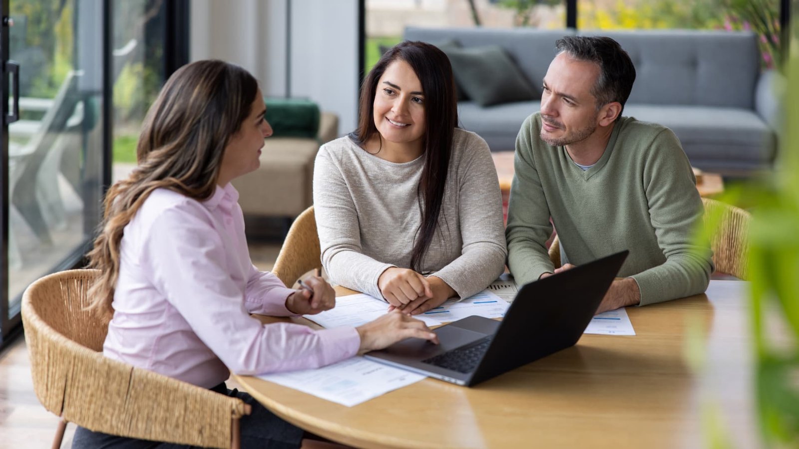 Where fixed income investors are finding yield as geopolitical risk rattles markets