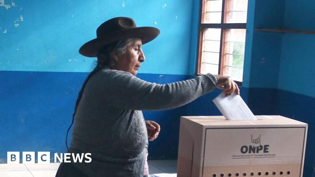 Peru election drags into second day after ballot delivery fiasco