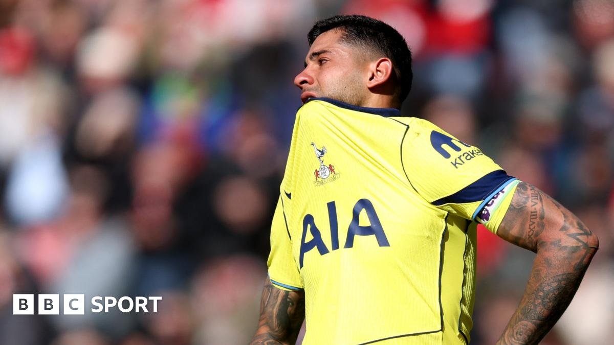Sunderland 1-0 Tottenham: Cristian Romero’s tears as Spurs edge towards drop