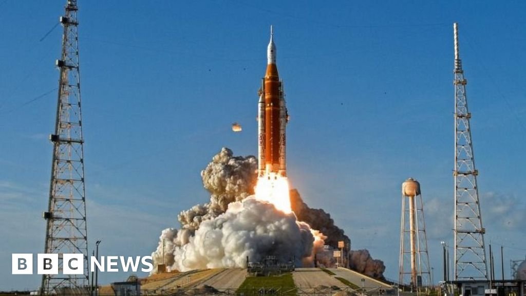 Artemis II’s journey so far as it leaves Earth’s orbit … in 85 seconds