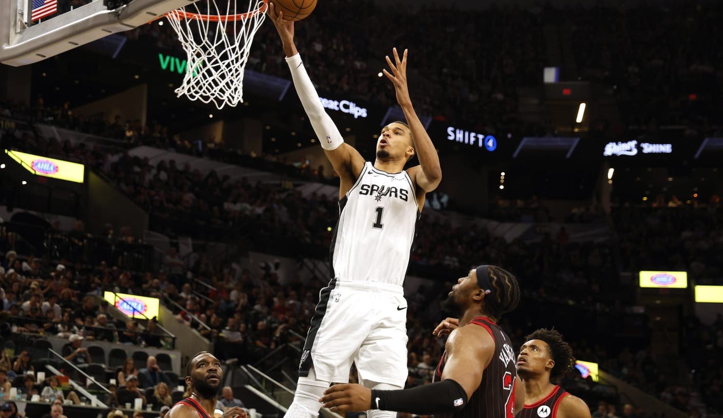 Kalshi Promo Code FOXSPORTS: Get a $10 Bonus When Trading $10 on Celtics vs Heat, Spurs vs Warriors