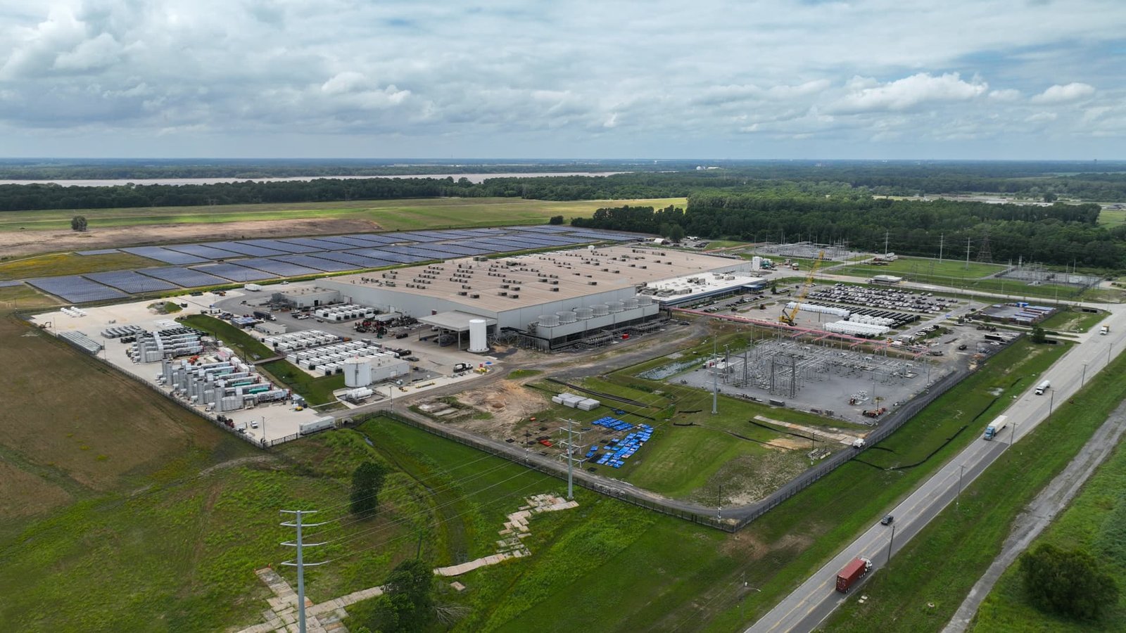 SpaceX Memphis AI data centers face House Energy Committee demands