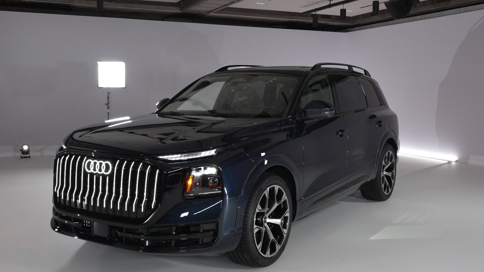 Audi continues U.S. product push with three-row Q9 SUV