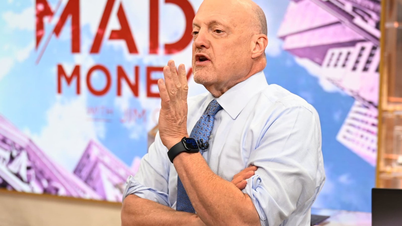 Jim Cramer says these ‘Pavlovian trades’ are the stocks that benefit when oil spikes
