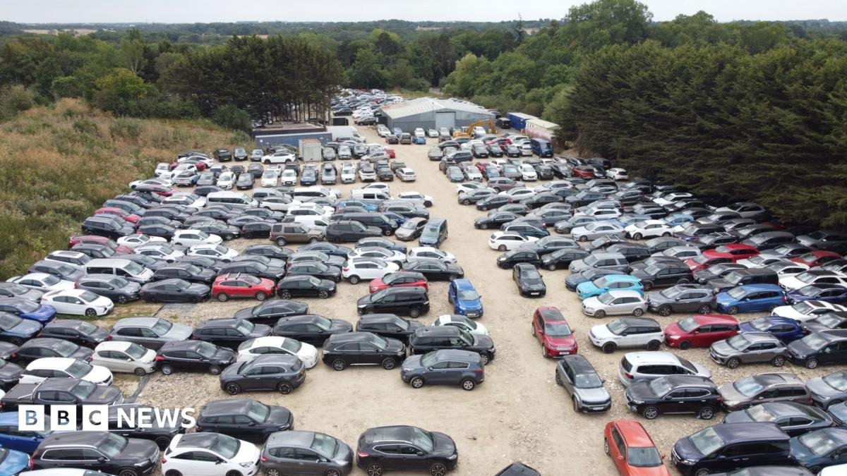 Unauthorised car park near Stansted Airport grows after notice