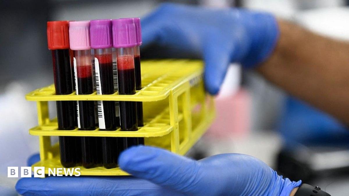Red Cross declares crisis over blood shortage in US for second time in history