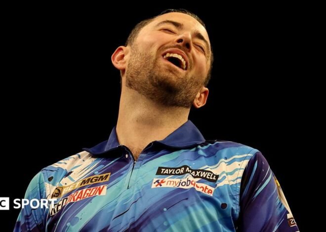 World Matchplay Darts 2026: Luke Humphries suffers shock first-round loss to Cameron Menzies