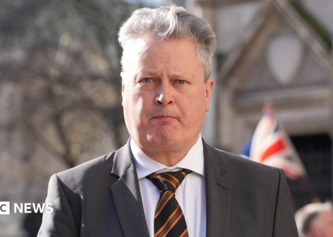 MI5 to pay compensation for surveillance on journalists phone