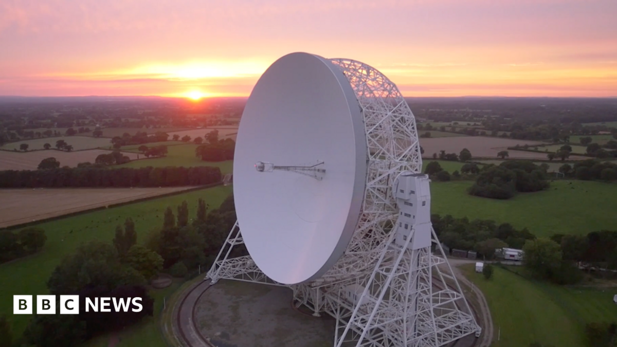 Jodrell Bank’s Lovell telescope faces axe in science cuts, BBC understands
