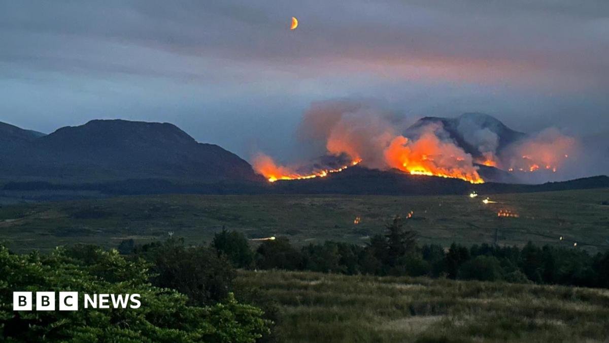 No helicopters to fight Welsh wildfires as ‘crisis management’ plans activated