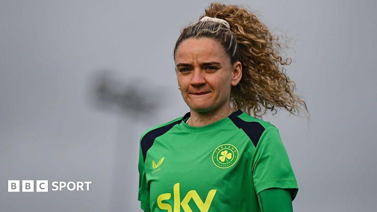 Women’s Super League: Newcastle in talks to sign Leanne Kiernan
