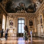 Watch: Louvre Museum reopens gallery after jewellery heist