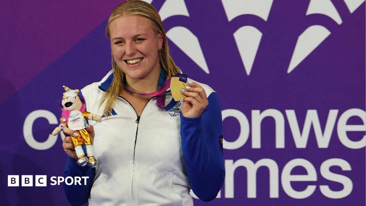 Faye Rogers: The gold medal-winning Para-swimmer competing in non-disabled race