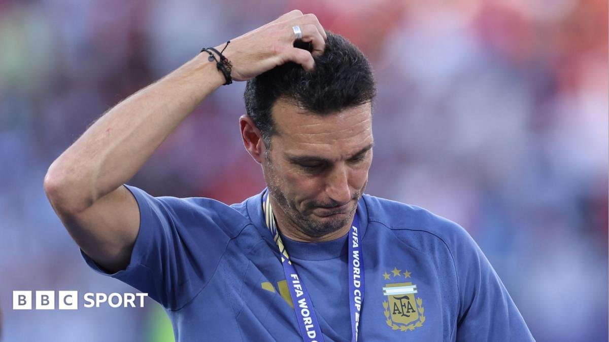 World Cup 2026: Lionel Scaloni leaves news conference in tears talking about his future