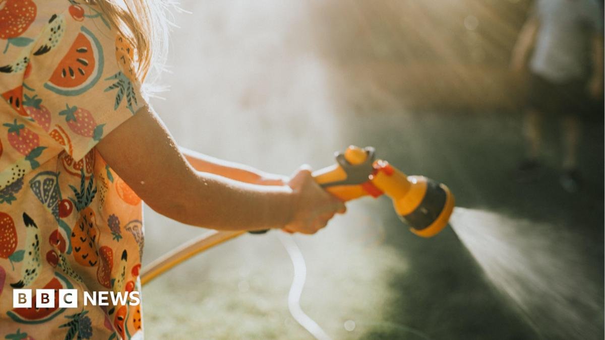 Thames Water announces hosepipe ban