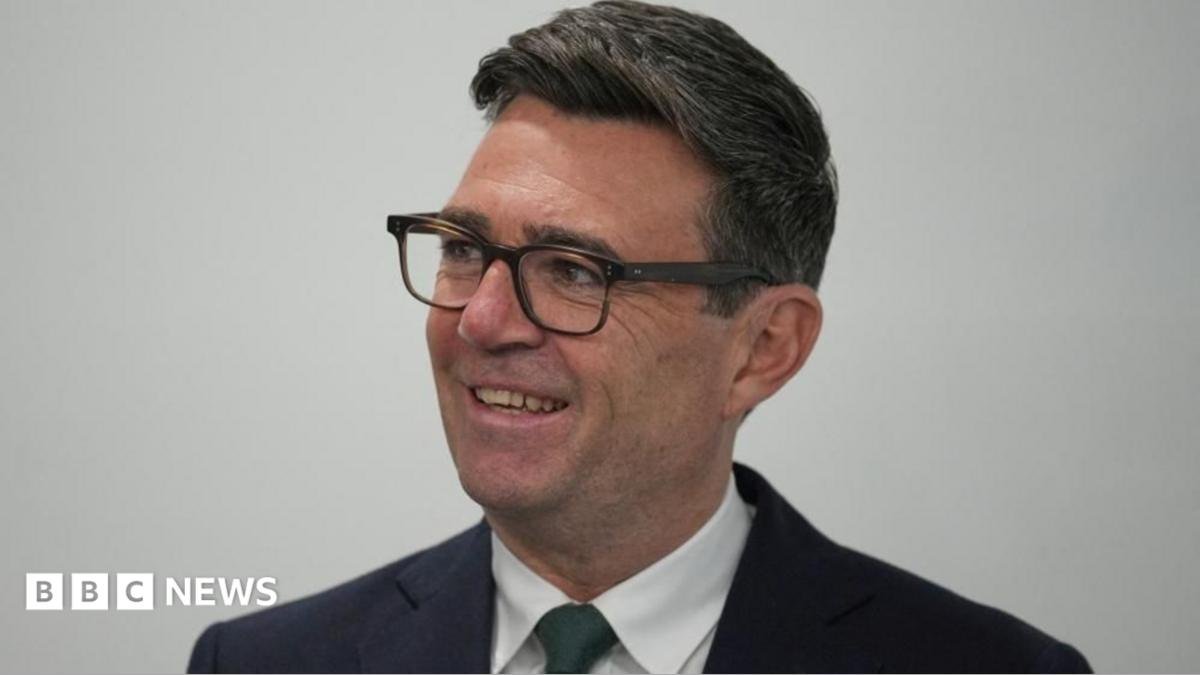 Burnham to spend first day working from No 10 North