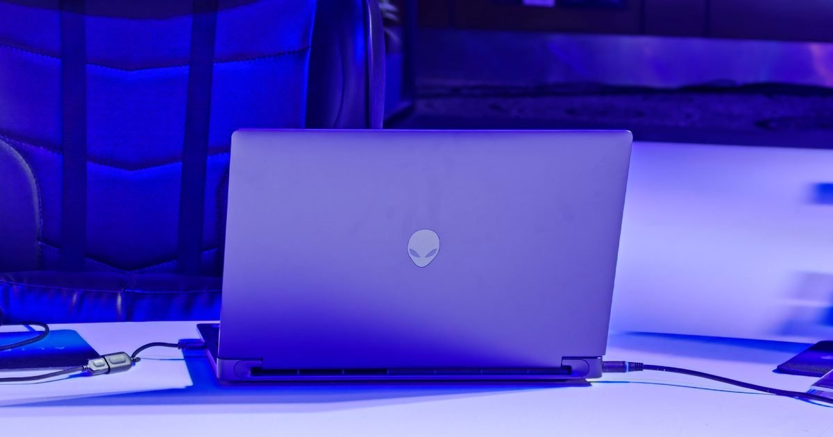 I didn’t think the budget Alienware 15 would work. I was wrong.
