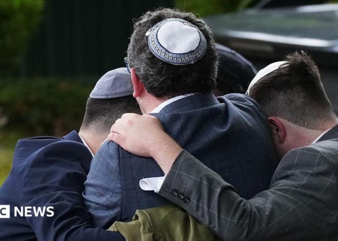 Report on Jewish diaspora finds biggest rise in antisemitism in UK