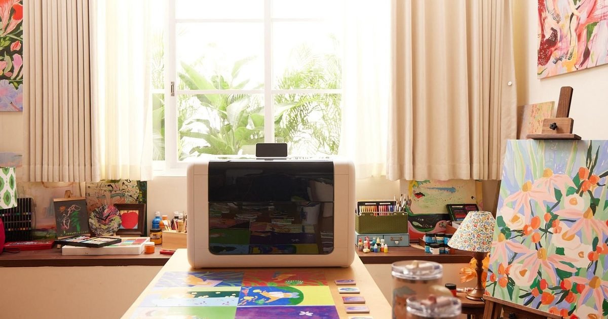 How Desktop UV Printers Fit Into Everyday Creative Workspaces