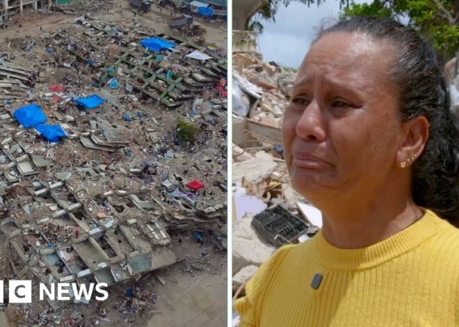 Families still search for bodies a month after Venezuela earthquakes