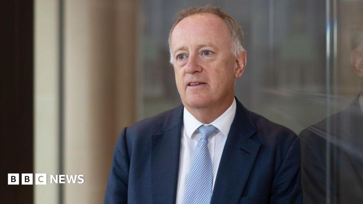 Former Lloyd’s of London boss’s relationship breached rules, firm says