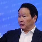 SK Group: Tech titan Chey Tae-won ordered to pay ex-wife $644m in divorce settlement