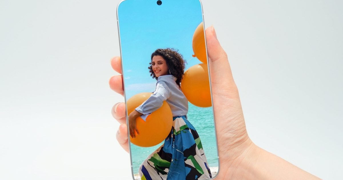 Tecno shows off a bezel-less concept phone that looks achingly breathtaking