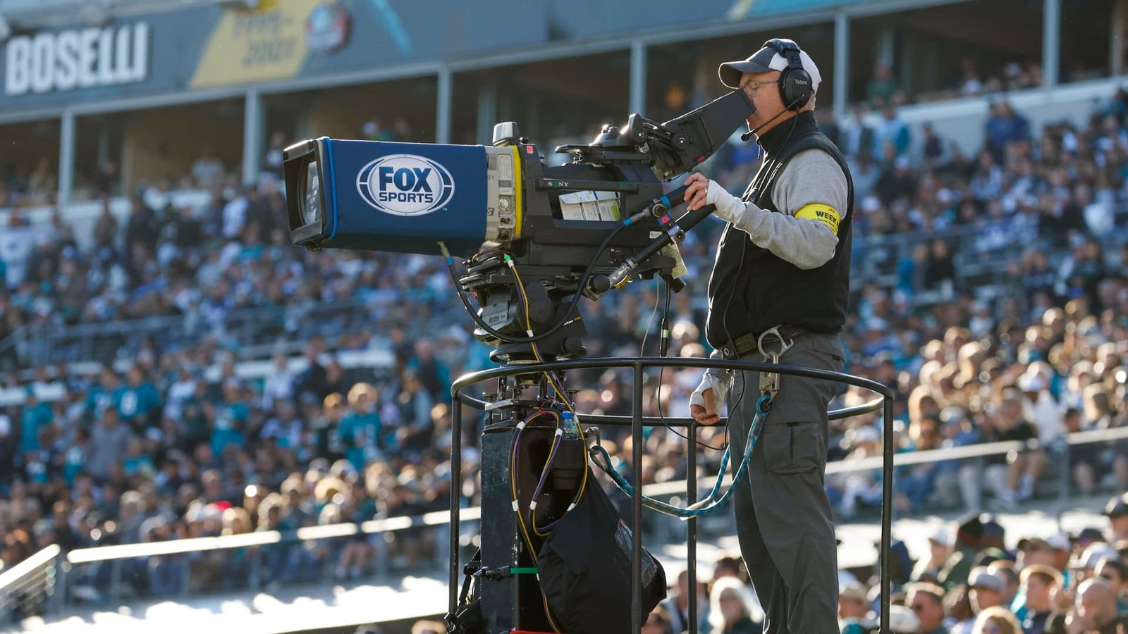 Fox won’t renegotiate NFL media rights before 2030 opt-out clause
