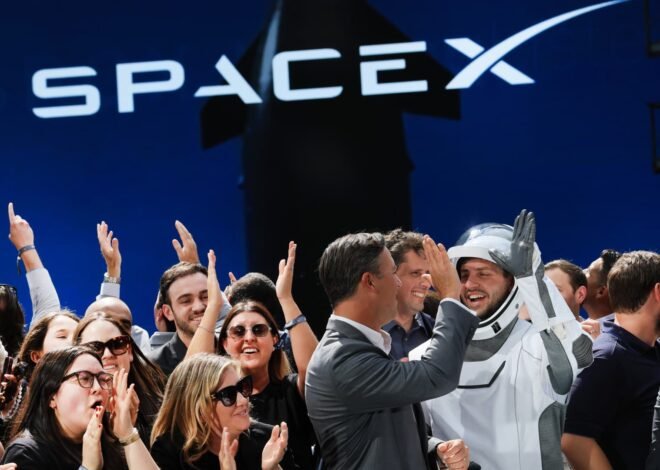 SpaceX’s post-IPO plunge sets tense backdrop for first earnings report