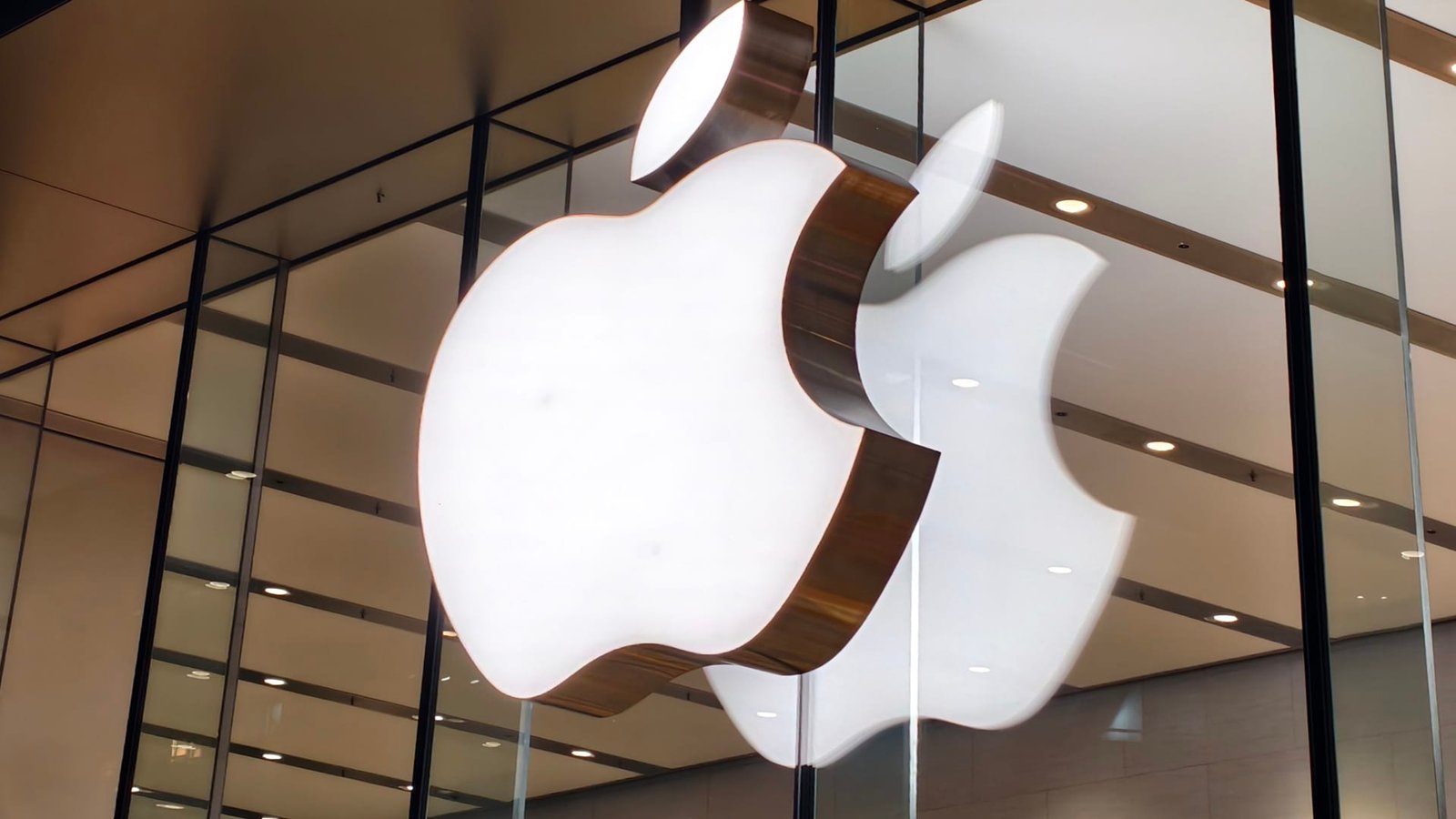 Apple launches legal challenge against UK encrypted data access demand