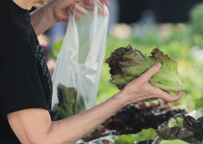 Cyclospora fears lead consumers to lose their appetite for salads