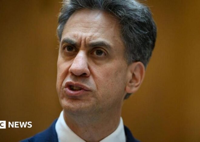 Miliband calls on US to re-open Strait of Hormuz as he meets Rubio