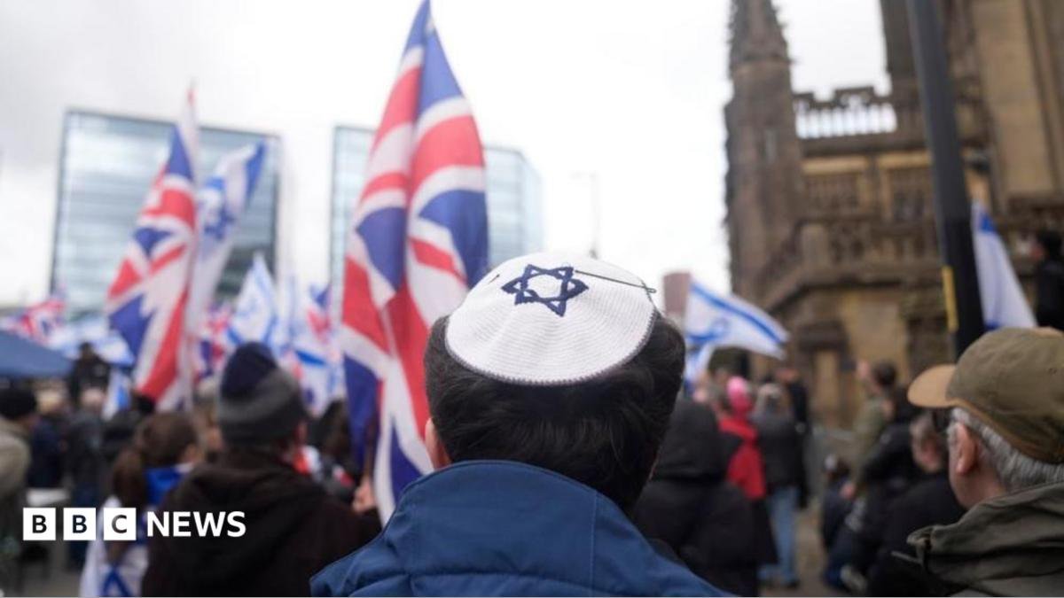UK antisemitism reports rise by a fifth in first half of 2026