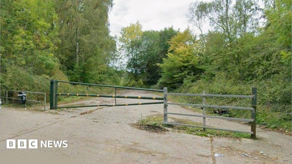 Wakefield dog bite victim dies and police open murder inquiry