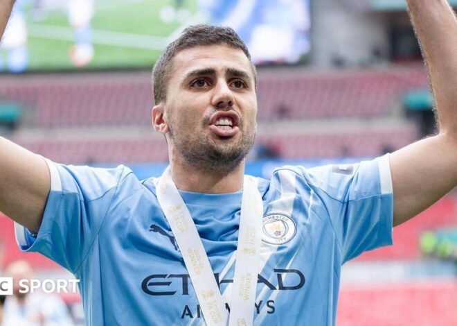 Rodri: Man City open to selling midfielder for £60m