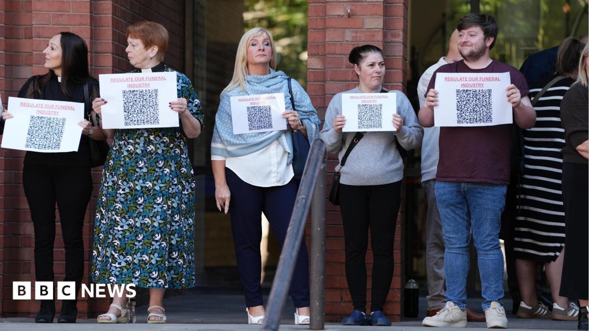 Victims of Robert Bush call for funeral industry regulation