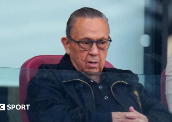 David Sullivan: Ex-West Ham co-chairman attends London Stadium against advice