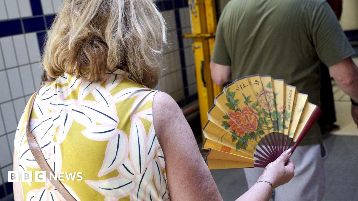What do heatwaves do to the body and who is most at risk?