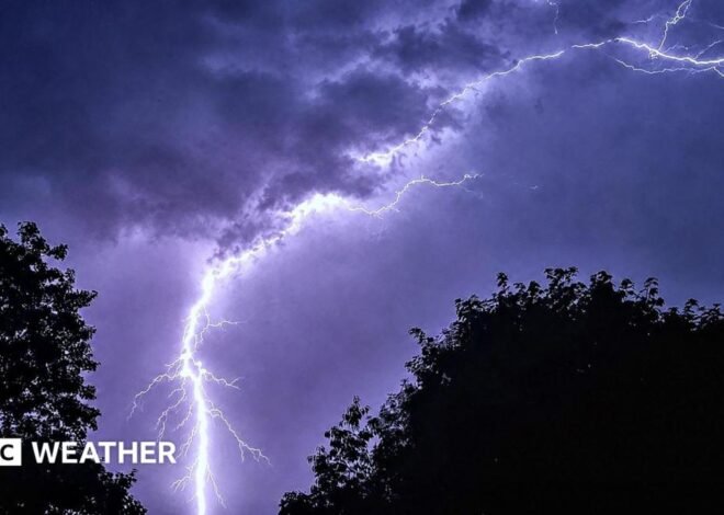 Thunderstorms and flash flood risk on final day of UK heatwave