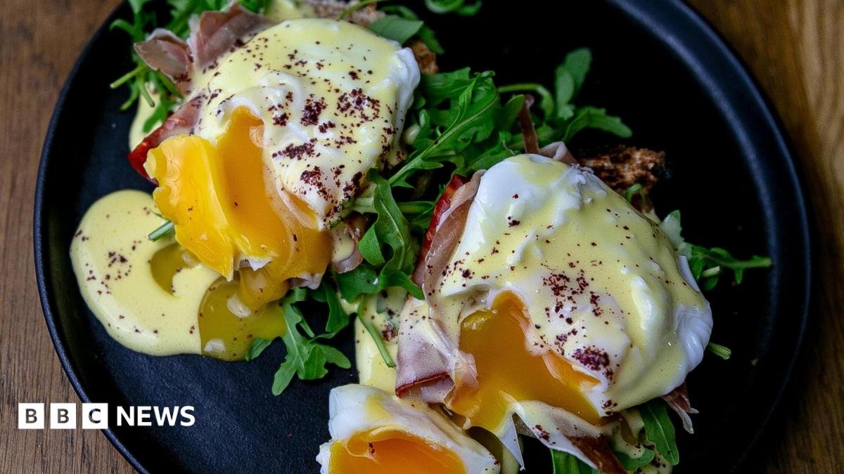 Vulnerable told to avoid undercooked or runny eggs if eating out