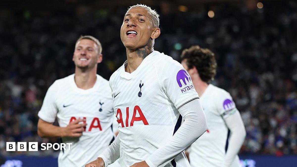 Richarlison future: Forward ‘sometimes’ wants to leave Spurs – Roberto de Zerbi