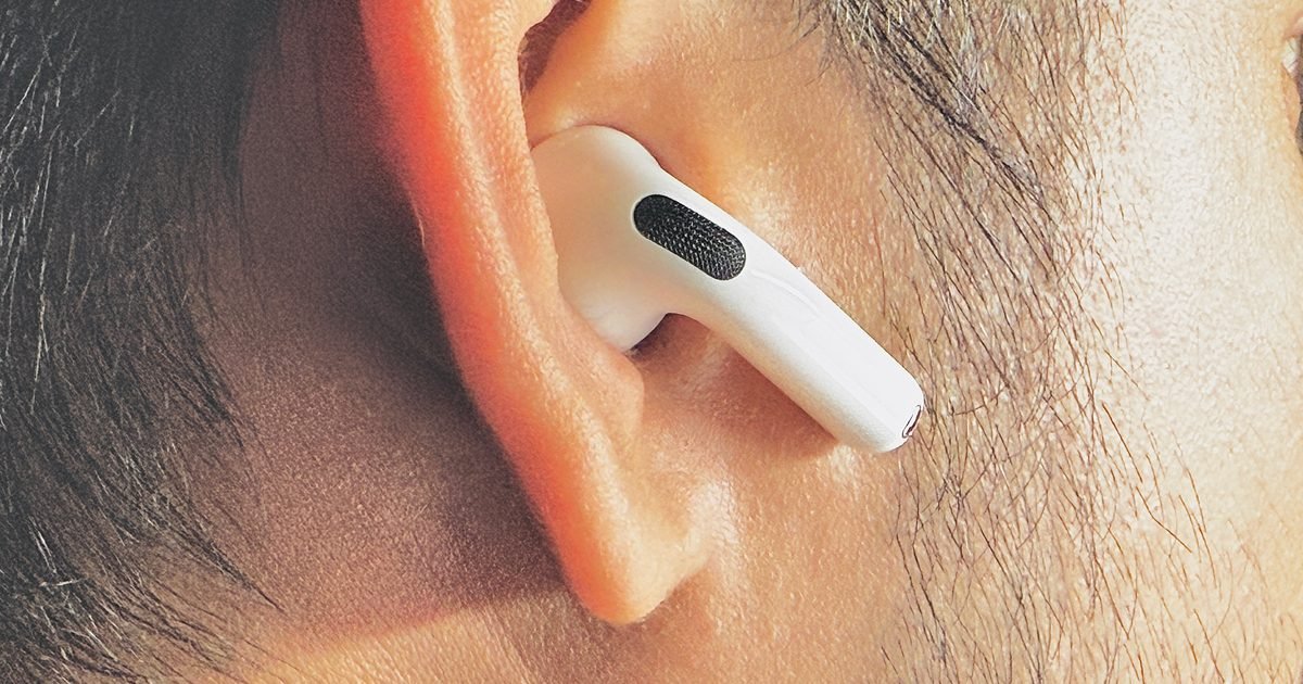 Apple’s rumored camera AirPods could bring cool AI features and a whole bunch of privacy concerns