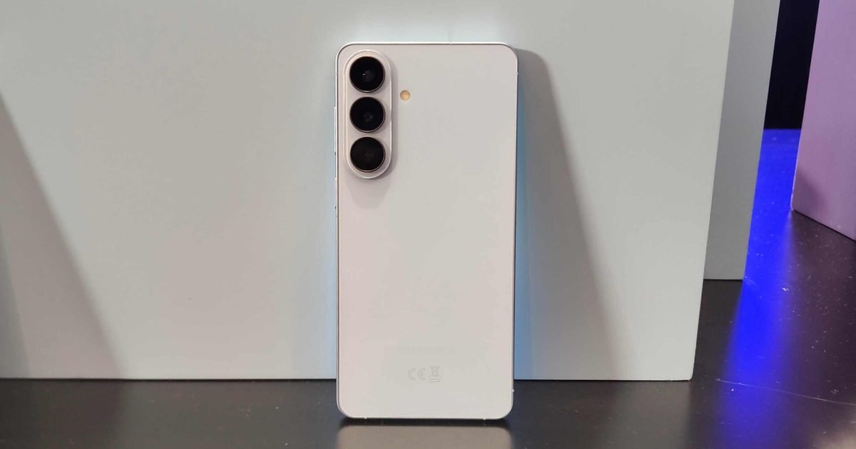 Samsung may have downgraded the Galaxy S27 Pro’s zoom lens to cut costs