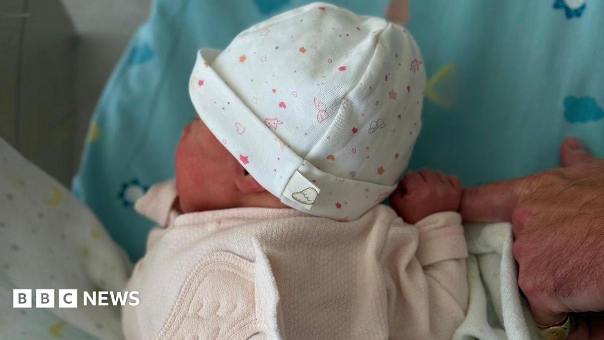 Princess Eugenie gives birth to a baby girl in Portugal